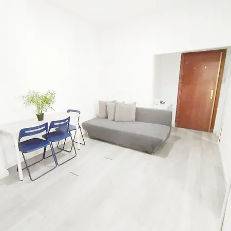 LV5B Piso 1 dormitorio WIFI FIBRA Chamberi-2